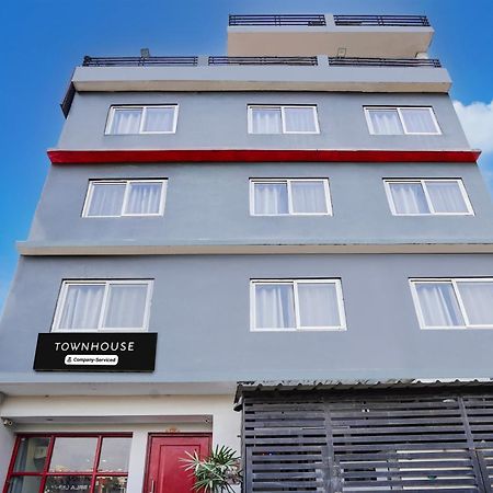 Super Townhouse Gomti Nagar Sector 6 Near Ekana Stadium Lucknow Exteriör bild