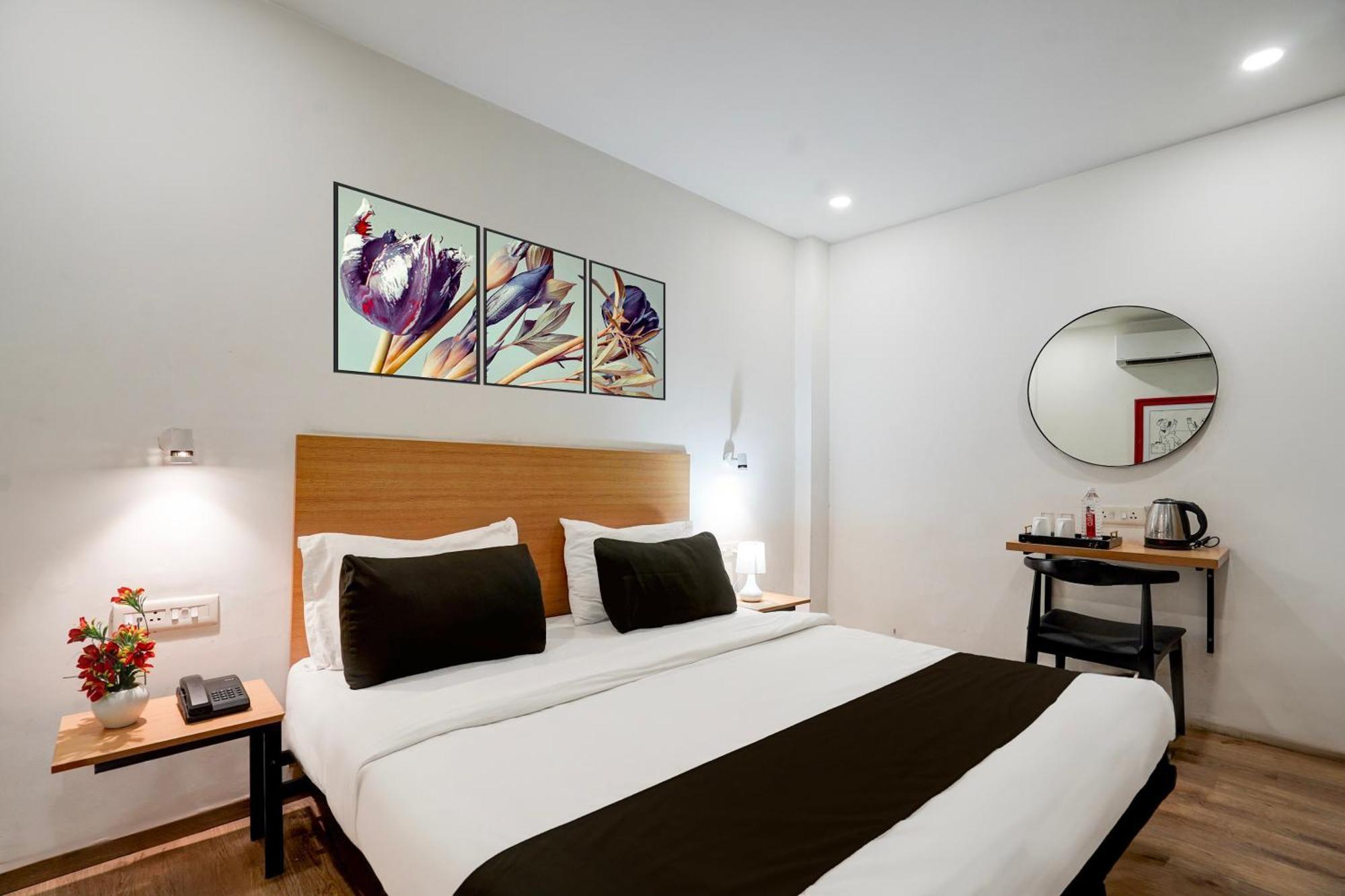 Super Townhouse Gomti Nagar Sector 6 Near Ekana Stadium Lucknow Exteriör bild