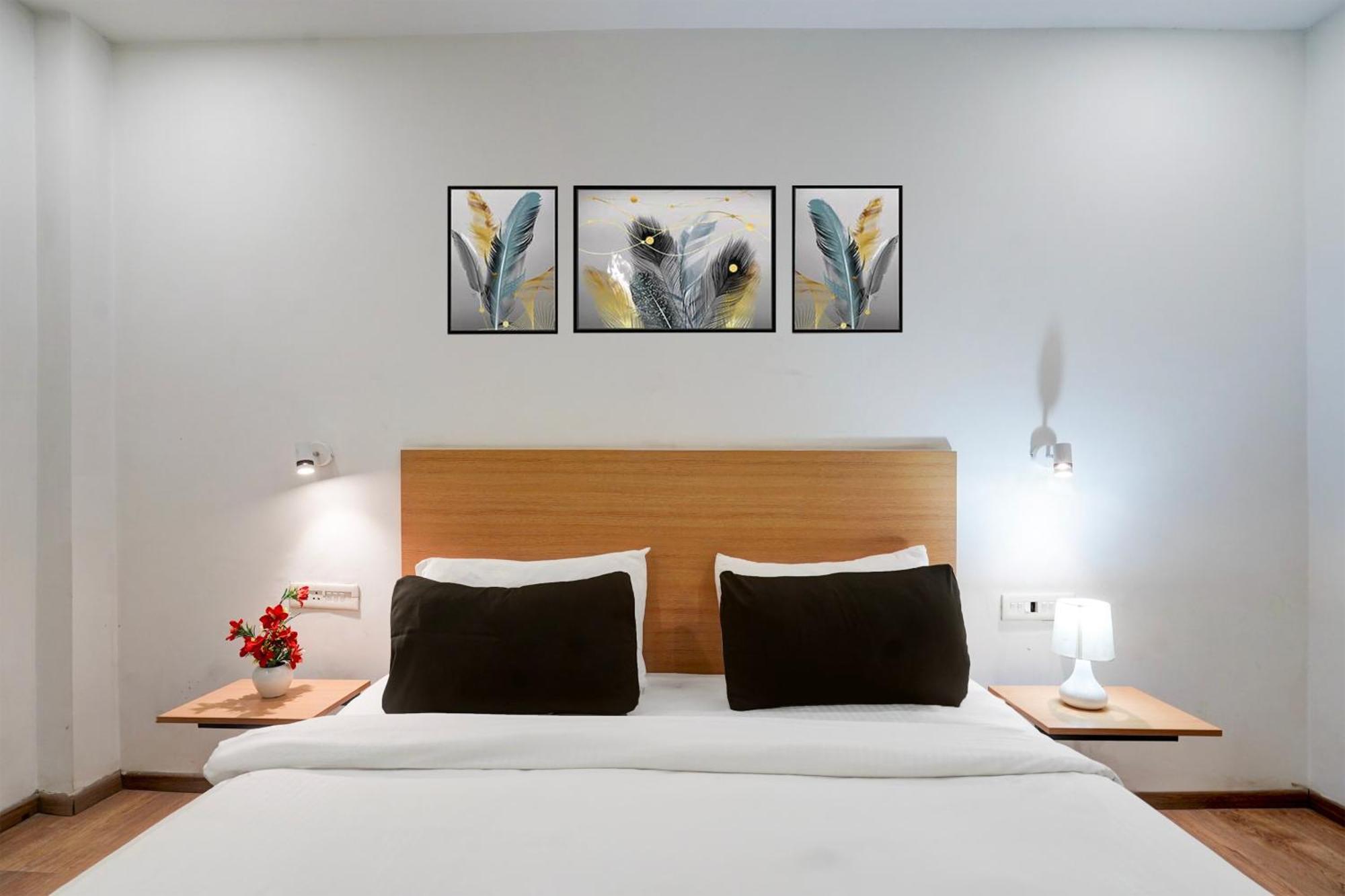 Super Townhouse Gomti Nagar Sector 6 Near Ekana Stadium Lucknow Exteriör bild